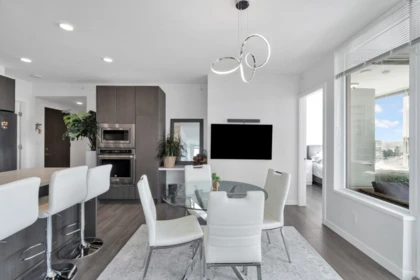 Kitchen Island Photo of 2608 530 Whiting Way, Coquitlam, BC