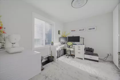Powder Room Photo of 19 16458 23a Avenue, Surrey, BC