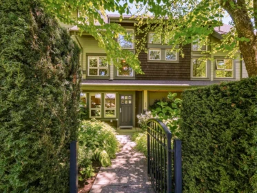 2990 Chesterfield Avenue, North Vancouver, BC, North Vancouver — Townhouse for sale