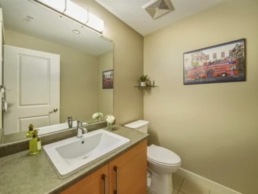 Kitchen Photo of 2990 Chesterfield Avenue, North Vancouver, BC