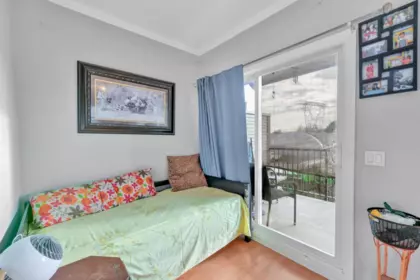Kitchen Photo of 48 12585 72 Avenue, Surrey, BC