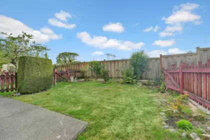 Outdoor Deck Photo of 48 12585 72 Avenue, Surrey, BC