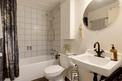 Guest Bathroom Photo of 106 272 E 4th Avenue, Vancouver, BC