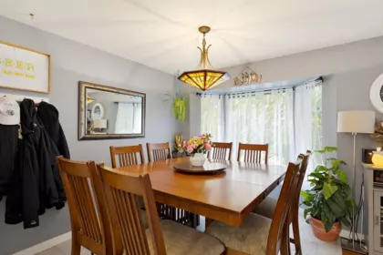 Breakfast Nook Photo of 12476 231b Street, Maple Ridge, BC