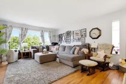 Family Room Photo of 12476 231b Street, Maple Ridge, BC