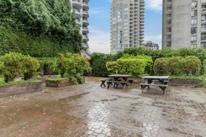 Backyard Photo of 104 620 Seventh Avenue, New Westminster, BC