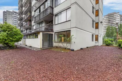 Hot Tub / Spa Photo of 104 620 Seventh Avenue, New Westminster, BC