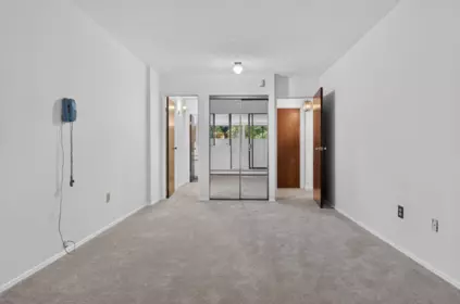 Office / Den Photo of 104 620 Seventh Avenue, New Westminster, BC