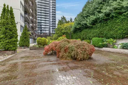 Outdoor Patio Photo of 104 620 Seventh Avenue, New Westminster, BC