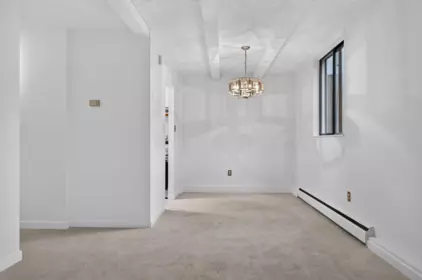 Walk-In Closet Photo of 104 620 Seventh Avenue, New Westminster, BC