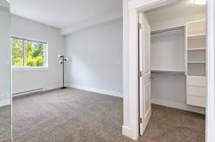Breakfast Nook Photo of 401 2362 Whyte Avenue, Port Coquitlam, BC