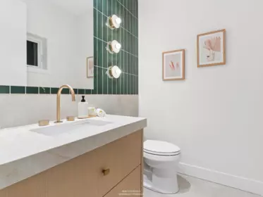 1 2541 E 2nd Avenue, Vancouver, BC, Vancouver — Half Duplex for sale
