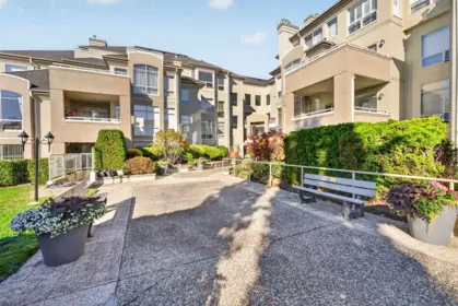 211N 1100 56th Street Street, Delta, BC, Delta — Apartment/Condo for sale