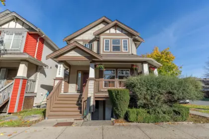 19099 68 Avenue, Surrey, BC, Surrey — Single Family Residence for sale