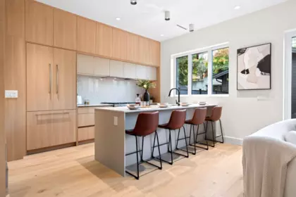 2 3315 W 10th Avenue, Vancouver, BC, Vancouver — Half Duplex for sale