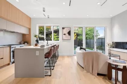 2 3315 W 10th Avenue, Vancouver, BC, Vancouver — Half Duplex for sale