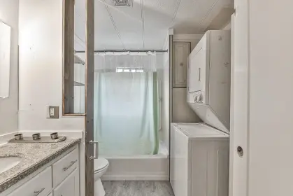 44 8220 King George Boulevard, Surrey, BC, Surrey — Manufactured Home for sale