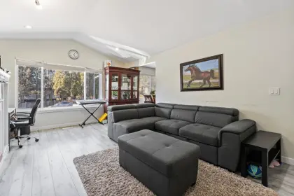 15186 88 Avenue, Surrey, BC, Surrey — Half Duplex for sale