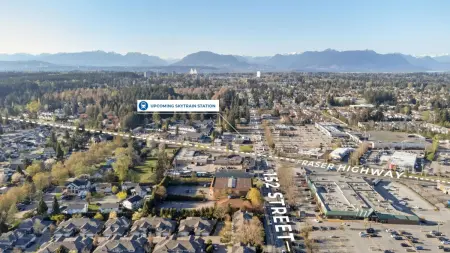 15186 88 Avenue, Surrey, BC, Surrey — Half Duplex for sale