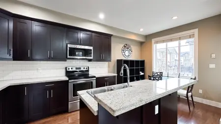54 8418 163 Street, Surrey, BC, Surrey — Townhouse for sale