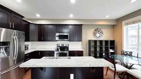 54 8418 163 Street, Surrey, BC, Surrey — Townhouse for sale