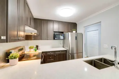 57 10051 155 Street, Surrey, BC, Surrey — Townhouse for sale