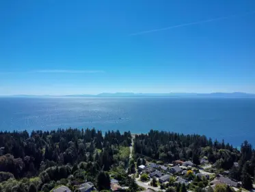 1466 Bonniebrook Heights Road, Gibsons, BC, Gibsons — Single Family Residence for sale