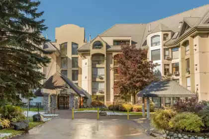 211 4809 Spearhead Drive, Whistler, BC, Whistler — Apartment/Condo for sale