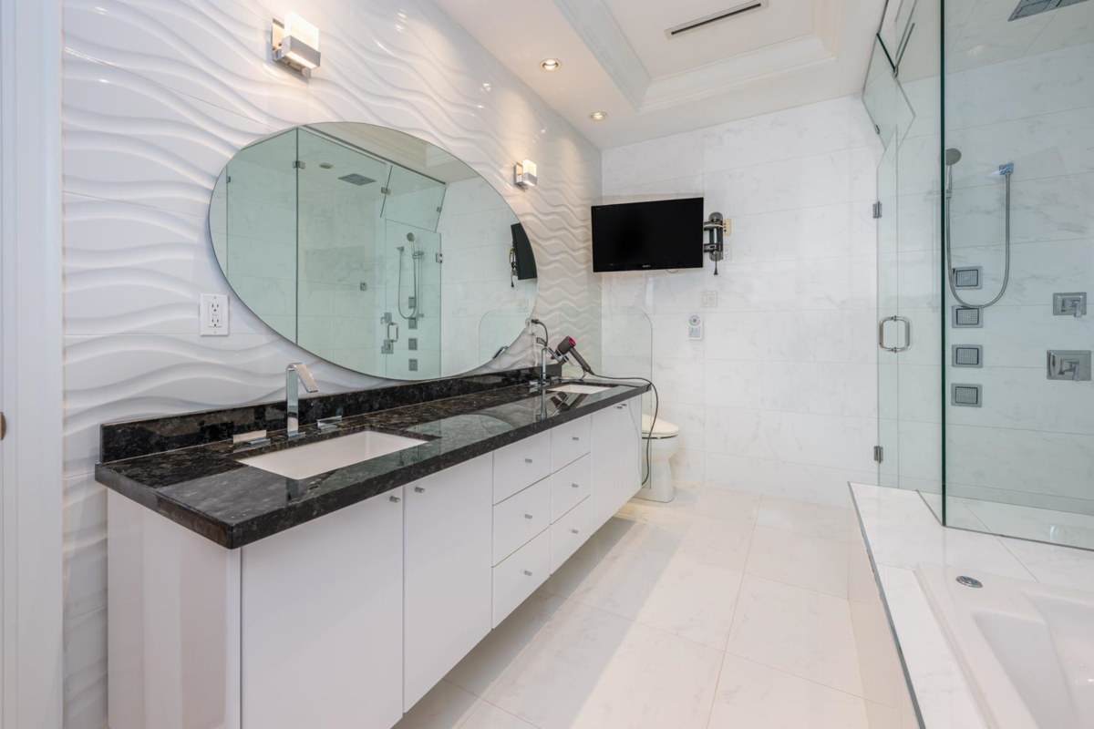 Front Yard Photo of 9411 Florimond Road, Richmond, BC