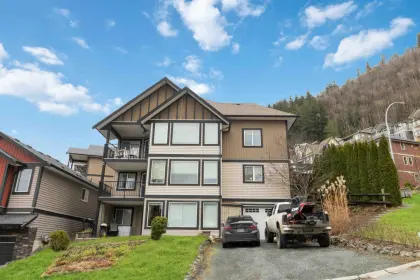 47213 Skyline Drive, Chilliwack, BC, Chilliwack — Single Family Residence for sale