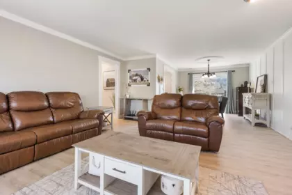 42516 Yarrow Central Road, Yarrow, BC, Yarrow — Single Family Residence for sale