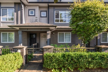 2 7691 Bridge Street, Richmond, BC, Richmond — Townhouse for sale
