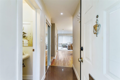 2072 Springer Avenue, Burnaby, BC, Burnaby — Townhouse for sale