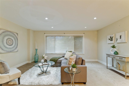 2072 Springer Avenue, Burnaby, BC, Burnaby — Townhouse for sale