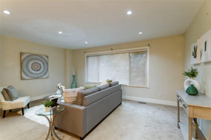 2072 Springer Avenue, Burnaby, BC, Burnaby — Townhouse for sale