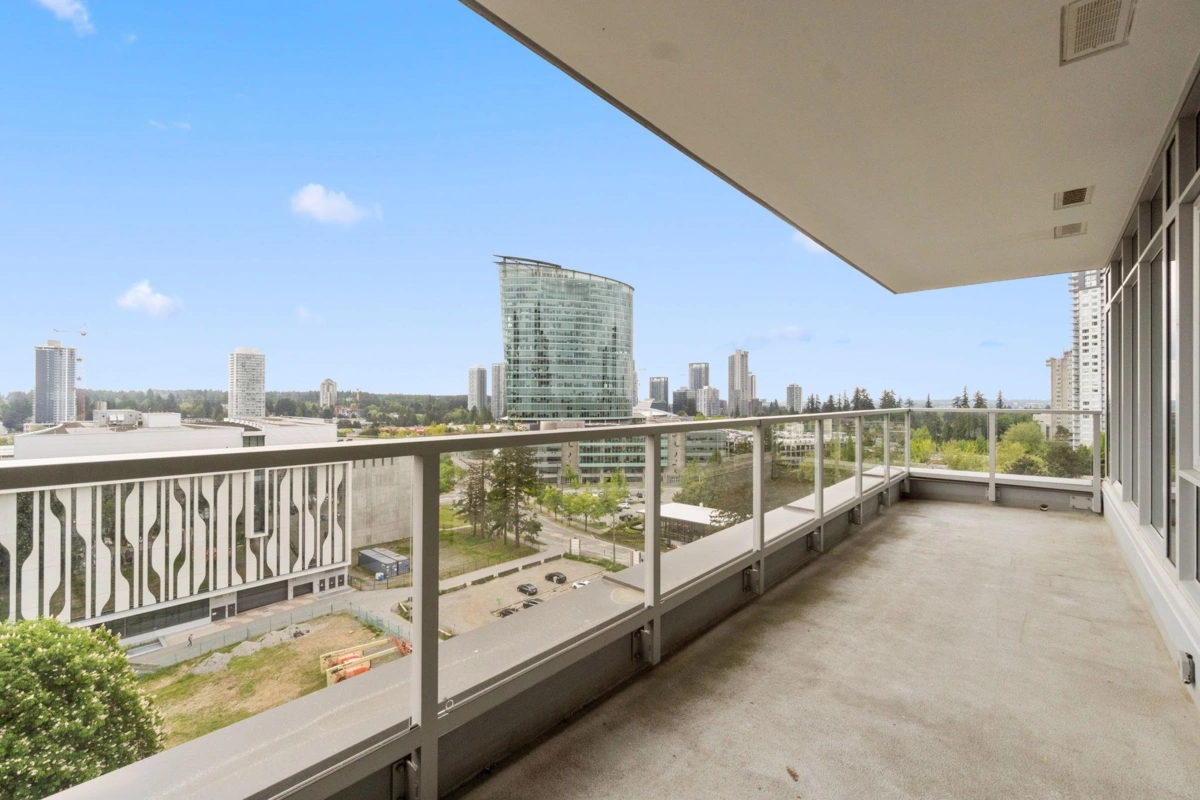 Guest Bathroom Photo of 1112 13350 Central Avenue, Surrey, BC