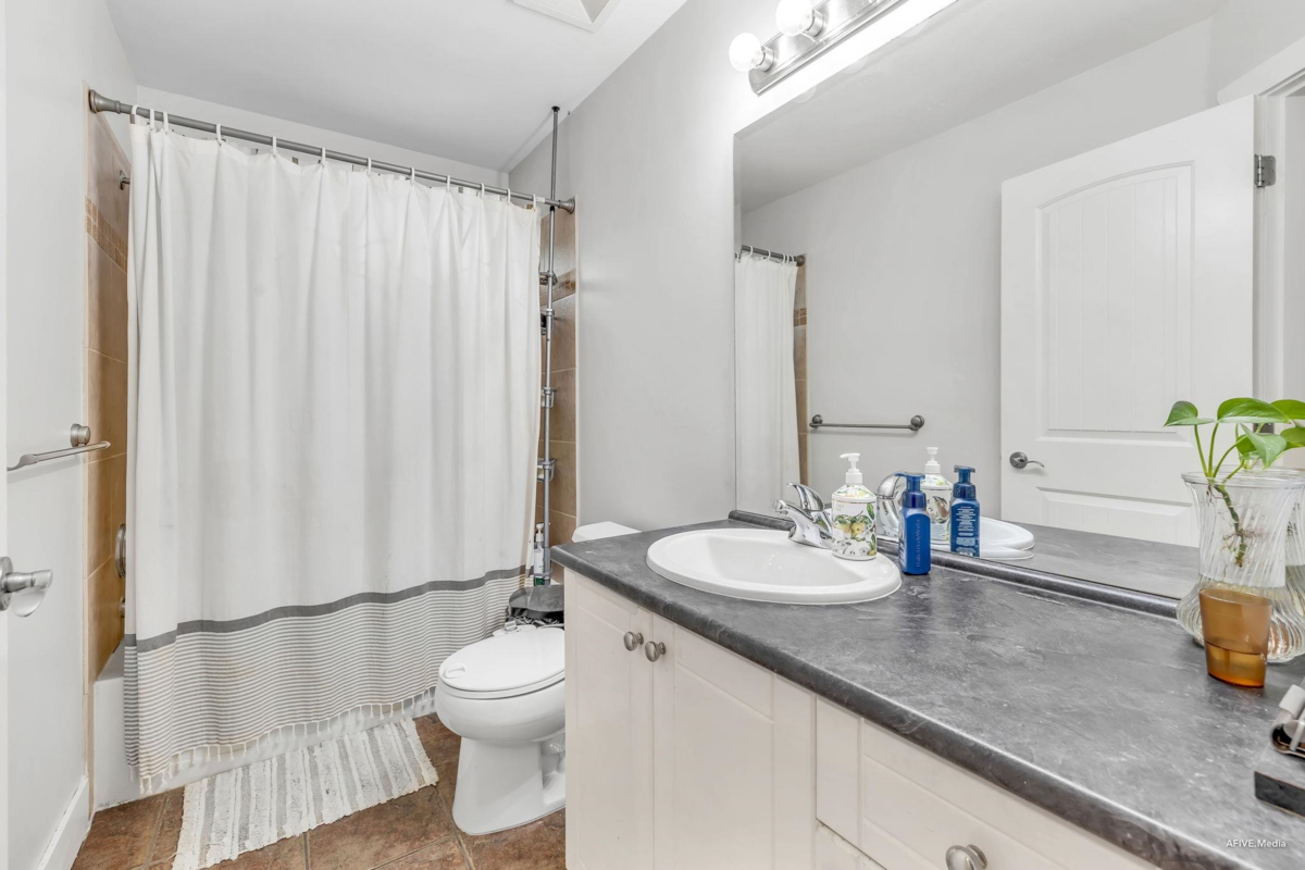 Office / Den Photo of 6192 150 Street, Surrey, BC