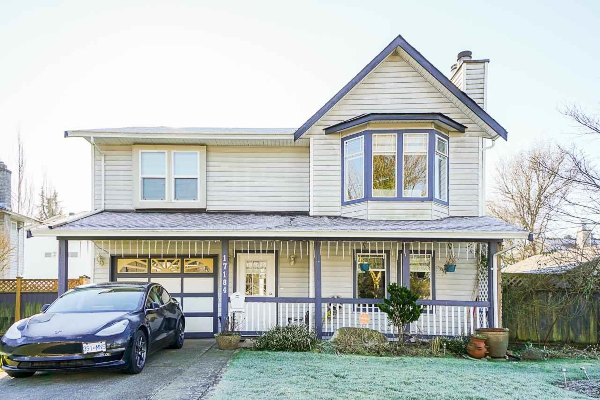 Exterior Front Photo of 17184 63 Avenue, Surrey, BC