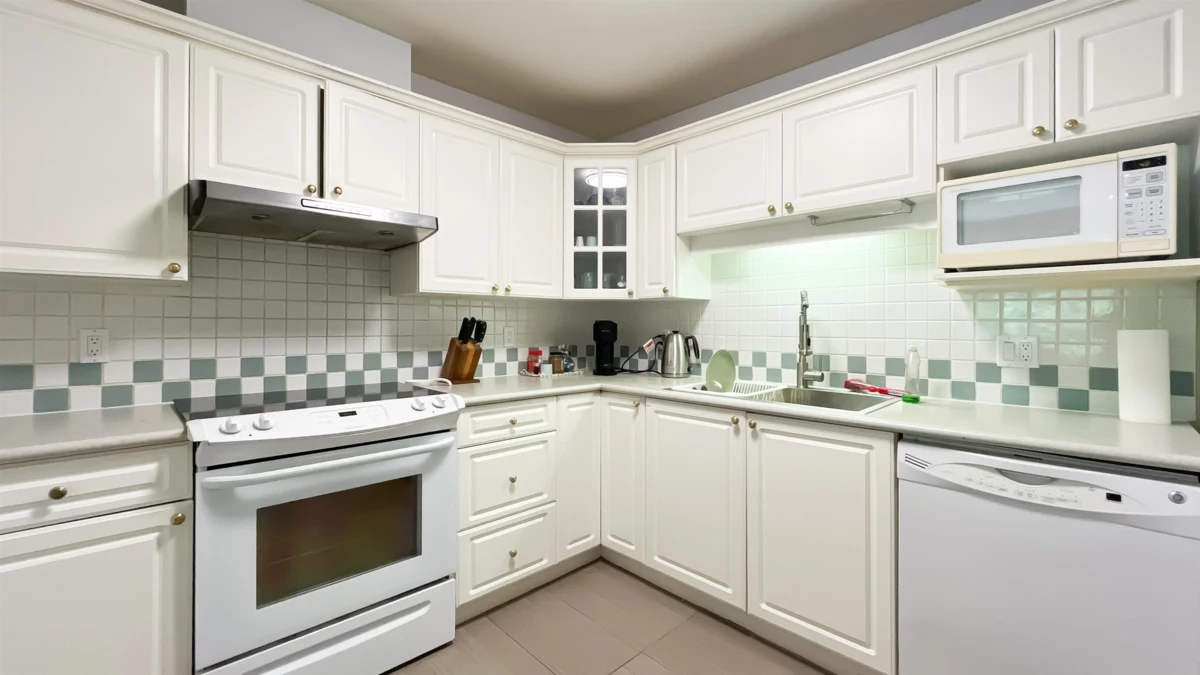 Bedroom 2 Photo of 308 5735 Hampton Place, Vancouver, BC