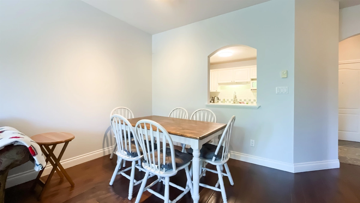 Breakfast Nook Photo of 308 5735 Hampton Place, Vancouver, BC