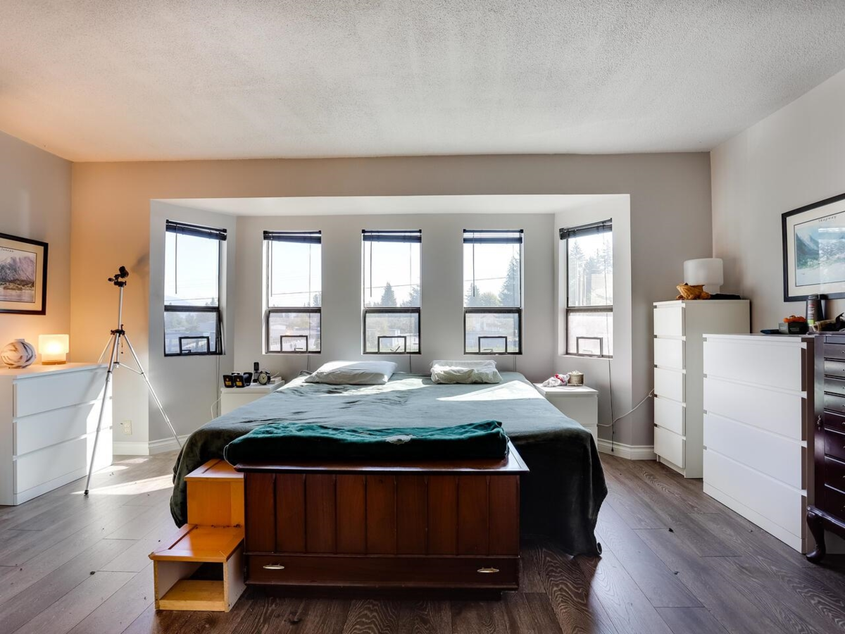 Guest Bathroom Photo of 960 Porter Street, Coquitlam, BC