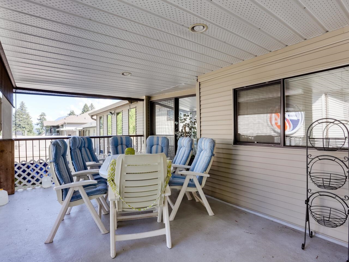 Mudroom Photo of 960 Porter Street, Coquitlam, BC
