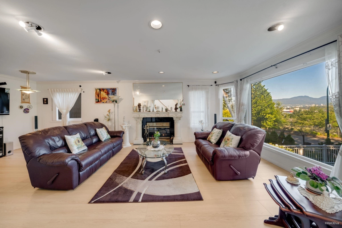 Exterior Rear Photo of 3436 Cambridge Street, Vancouver, BC