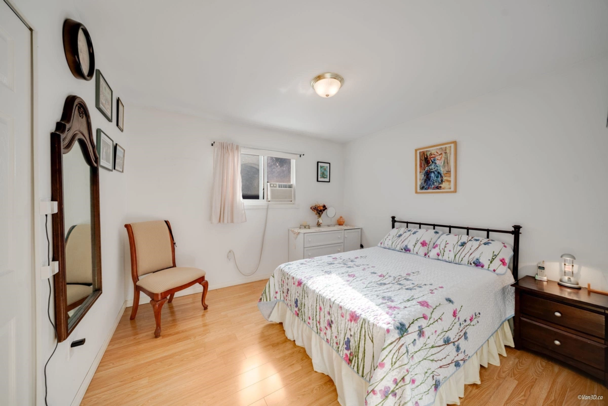 Loft / Bonus Room Photo of 3436 Cambridge Street, Vancouver, BC