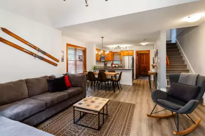 31 4661 Blackcomb Way, Whistler, BC, Whistler — Townhouse for sale