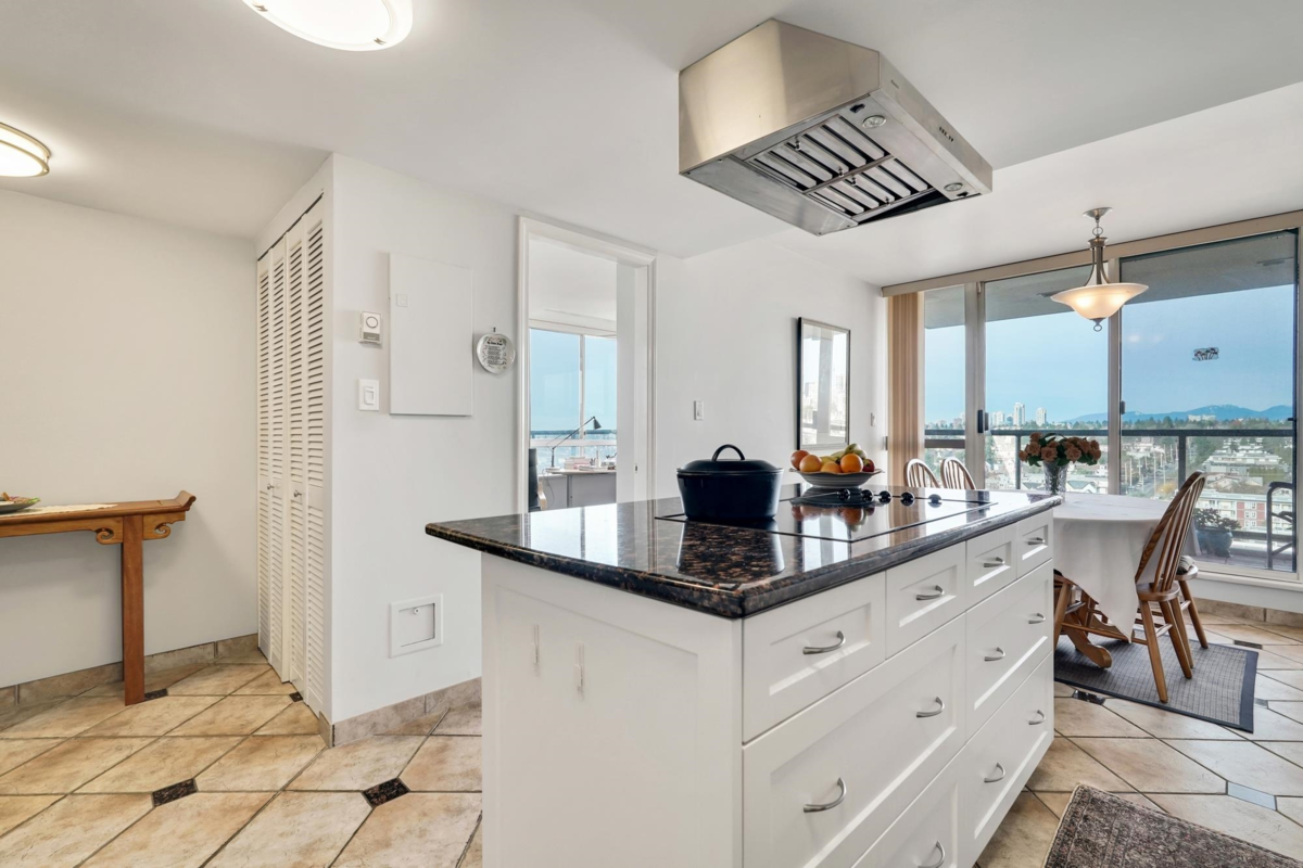 Bedroom 2 Photo of 2003 121 Tenth Street, New Westminster, BC