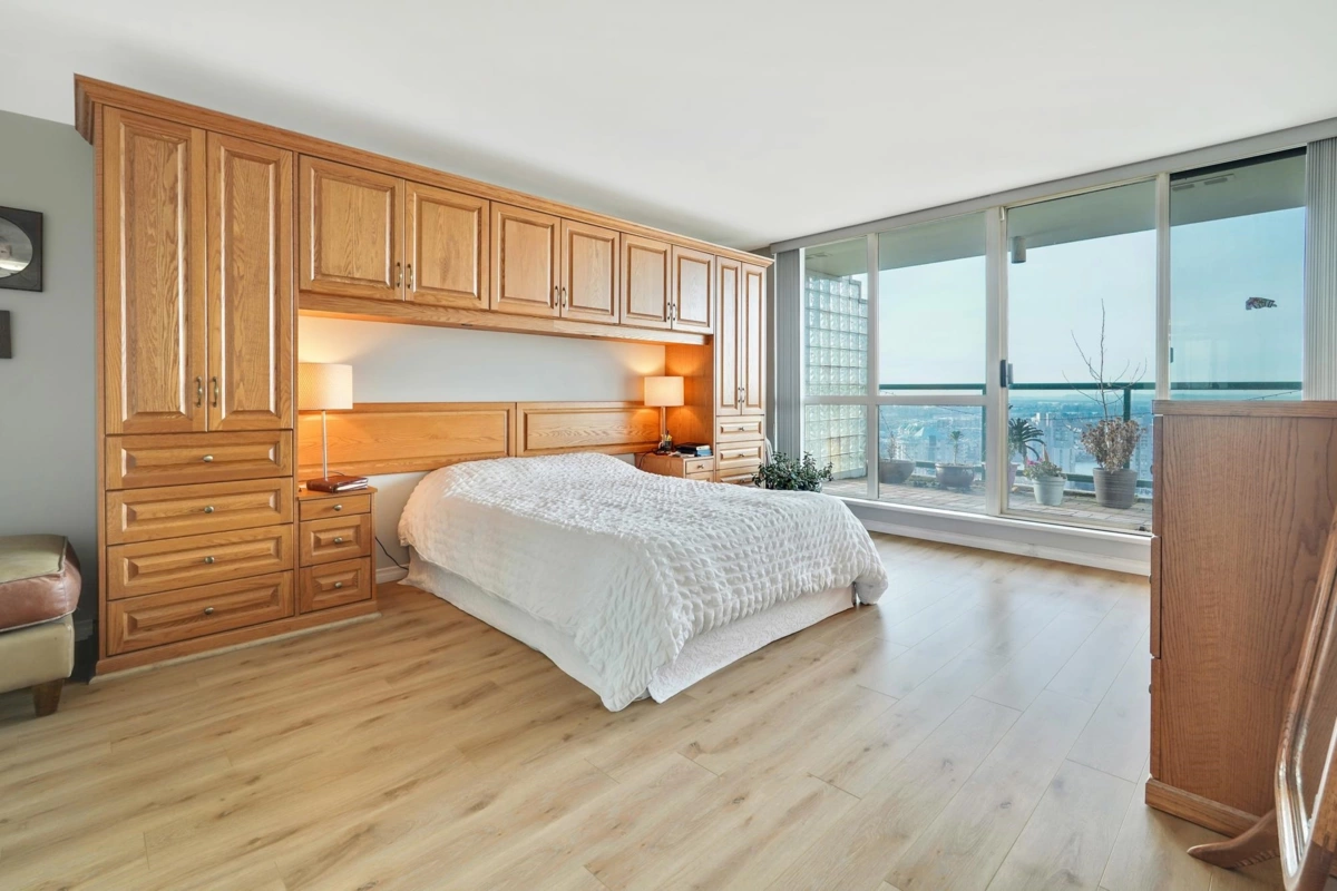 Bedroom 4 Photo of 2003 121 Tenth Street, New Westminster, BC