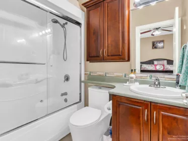 Hallway Photo of 5733 136b Street, Surrey, BC