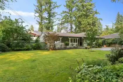 19927 37 Avenue, Langley, BC, Langley — Single Family Residence for sale