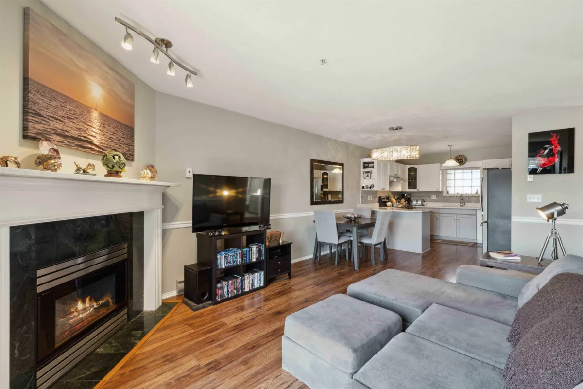 Kitchen Island Photo of 402 12025 207a Street, Maple Ridge, BC